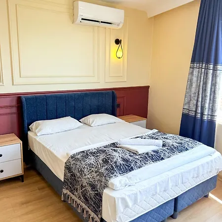 The Reina Hotel Istambul