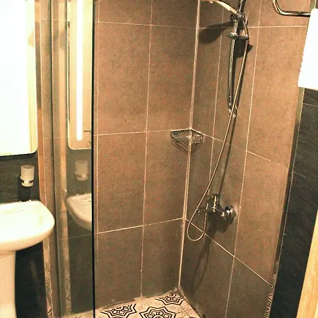 The Reina 3* Stambuł