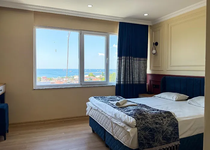 The Reina 3* Стамбул