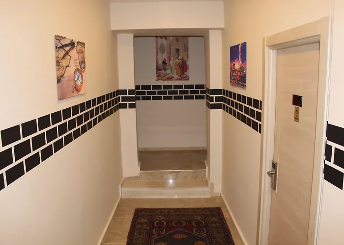 The Reina Отель Стамбул