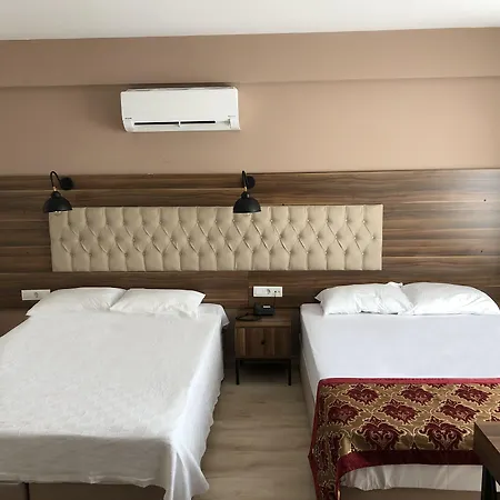 Hotel The Reina Istanbulská provincie