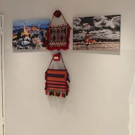 The Reina Отель Стамбул